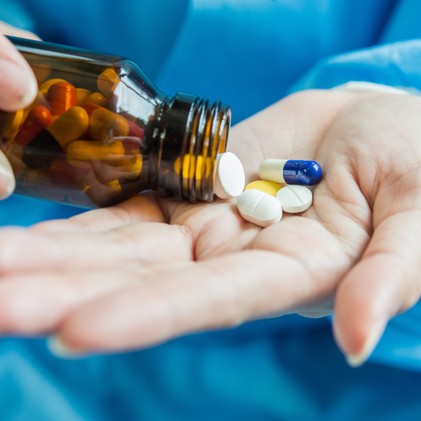 Investimento de R$ 15 bilhões fortalece indústria farmacêutica nacional