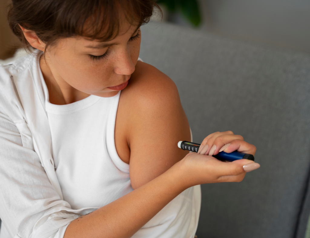 Anvisa amplia uso do Tirzepatida para crianças e adolescentes: entenda o que muda